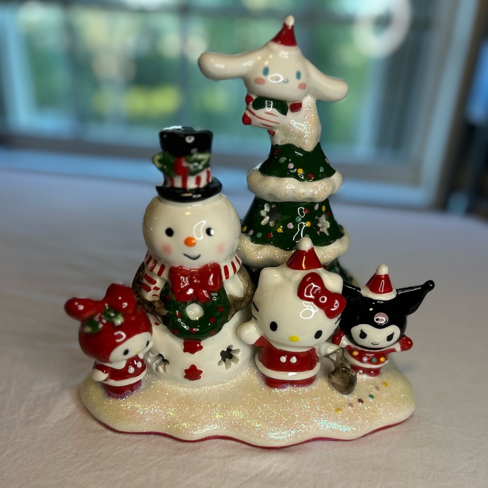 Hello Kitty Festive Figurine Set - Red, White, and Green